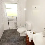 View Lodge *